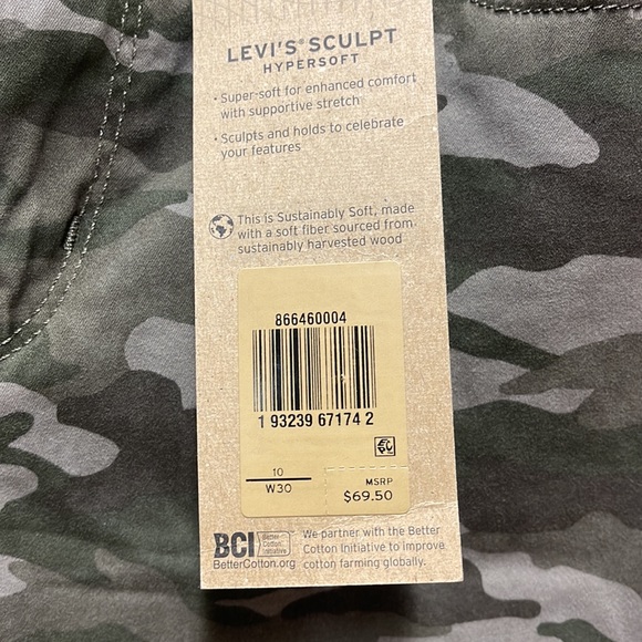 BNWT Levi’s 721 High Rise camouflage soft cotton 10/W30 - Picture 5 of 16